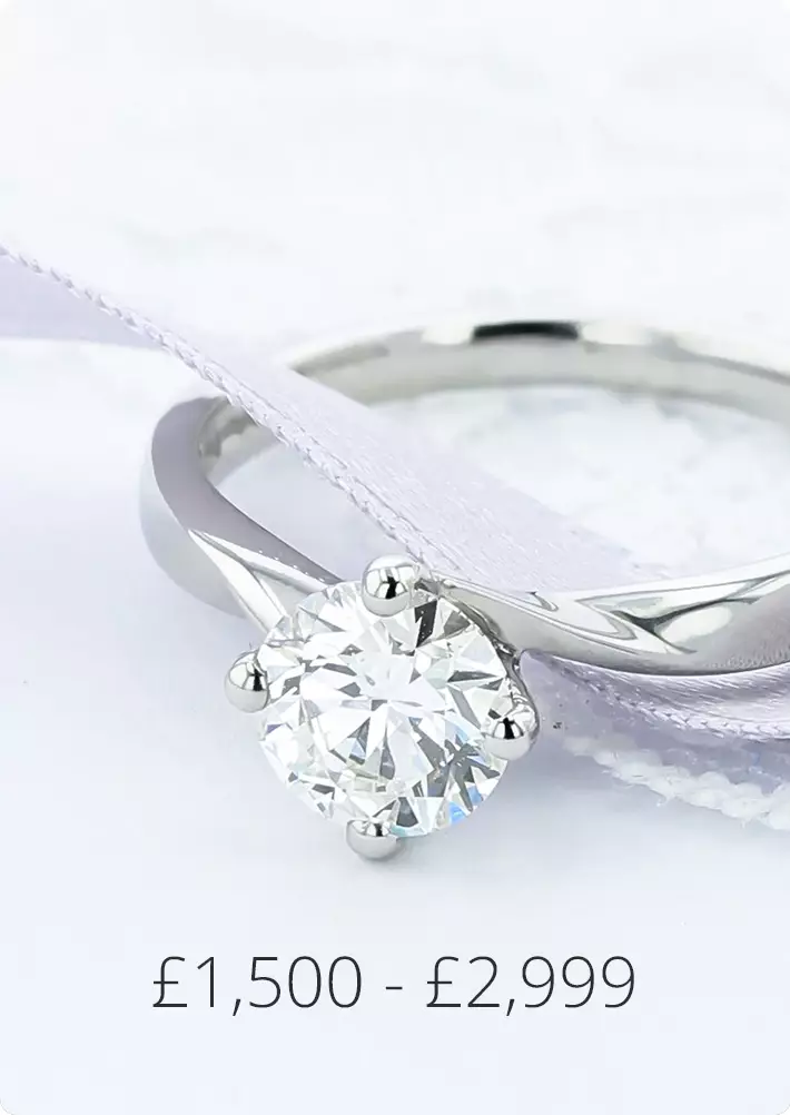 Engagement rings between £1500 and £2999